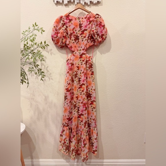 ASTR Jennell Maxi Dress in Brown Red Floral Size Small NWT - Picture 10 of 10